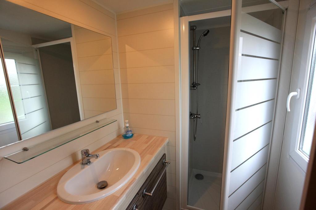 Hotel Camping Oase Praha Zlatníky Zimmer foto